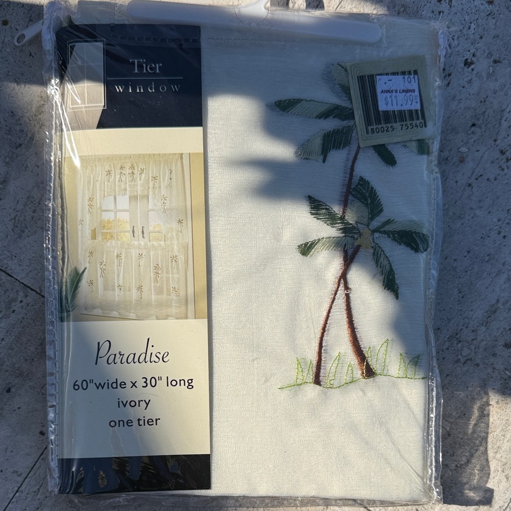 Ivory Palm Tree Embroidered Window Tier